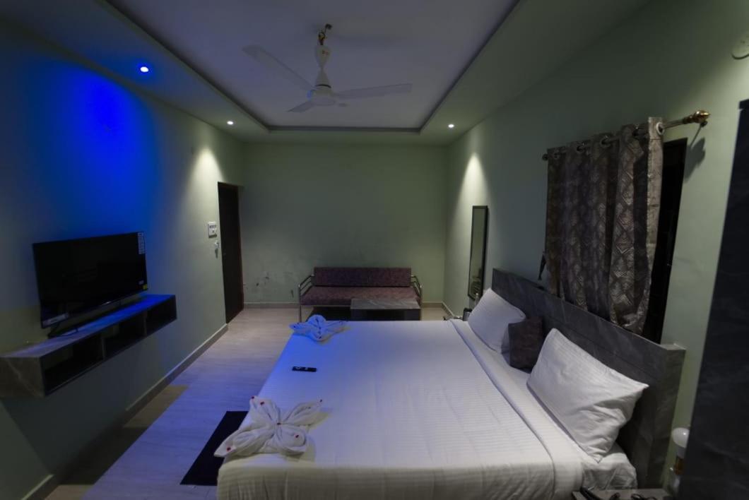 Hotel Peppers Єркауд Екстер'єр фото