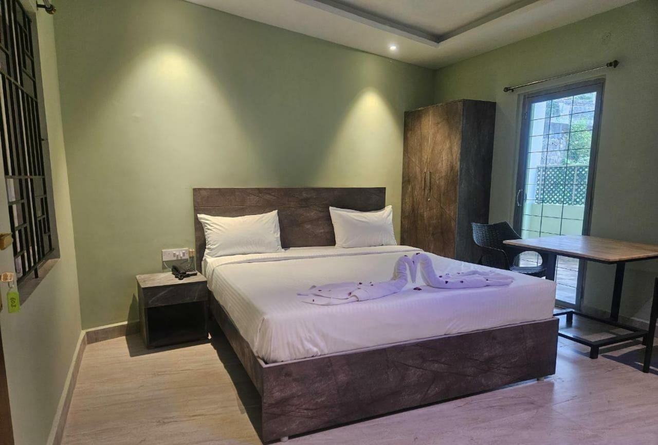 Hotel Peppers Єркауд Екстер'єр фото